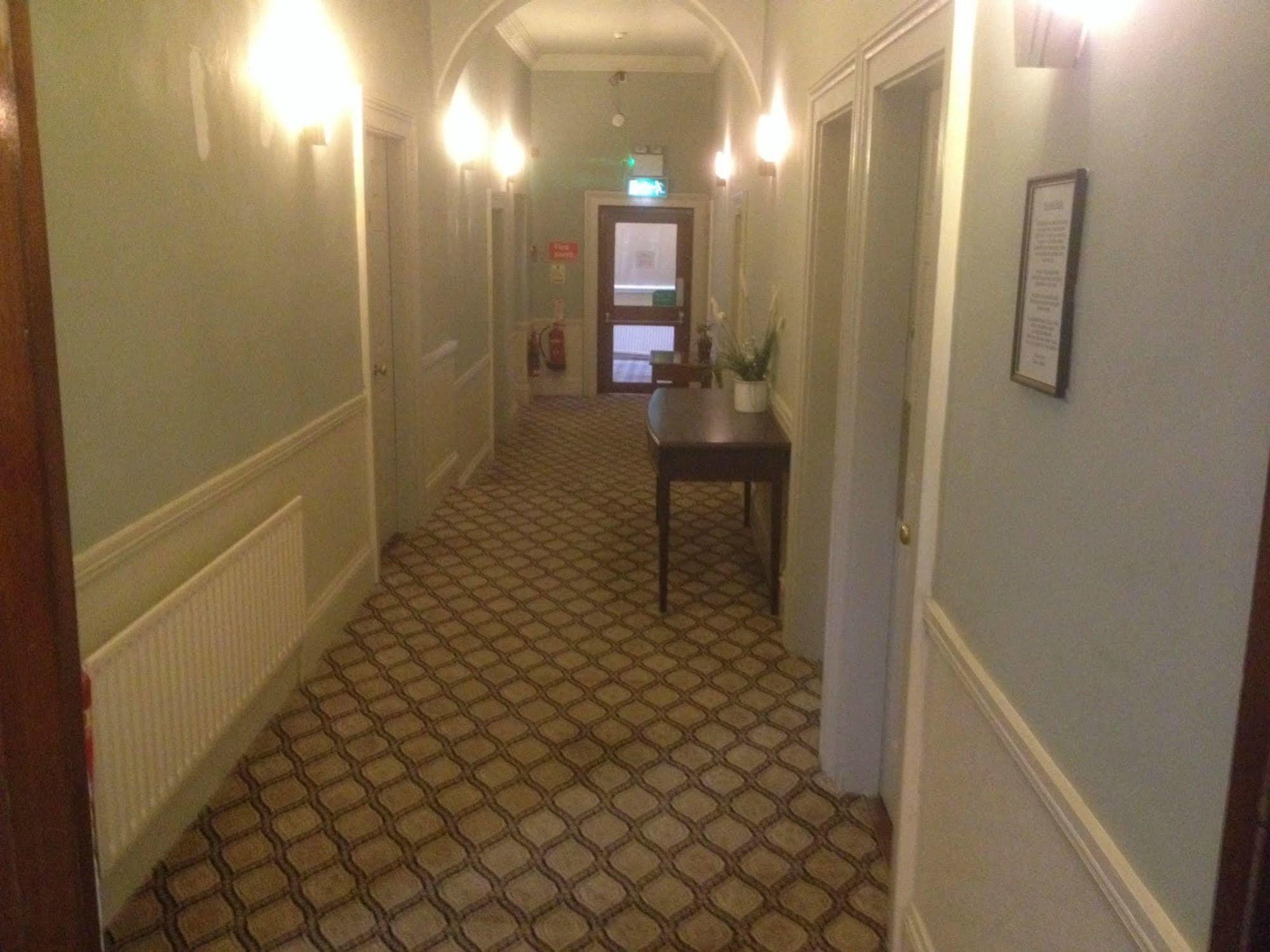 Barry'S Hotel Дублин Экстерьер фото